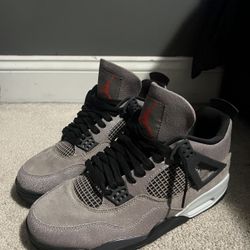 Jordan 4 Tapue Haze