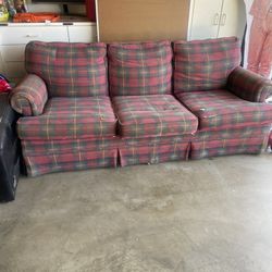 FREE Plaid Couch 