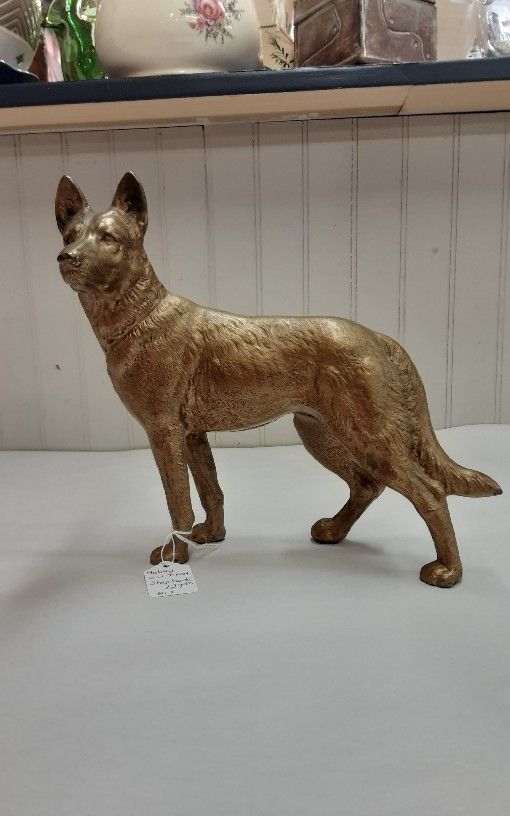 Hubley Cast Iron Shepherd- Located In Shelton