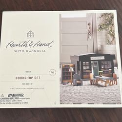 New Hearth And Hand Kids Wood Bookstore Set 