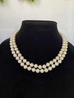 Simply Beautiful Double Strand Vintage Pearls 