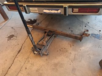 El comino trailer hitch