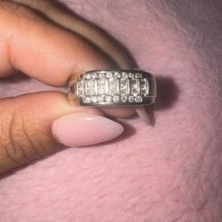 10k Men’s Ring 2.5 Carats