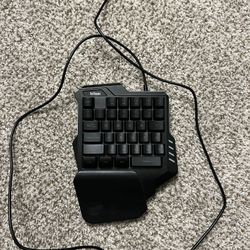RT gaming keyboard 
