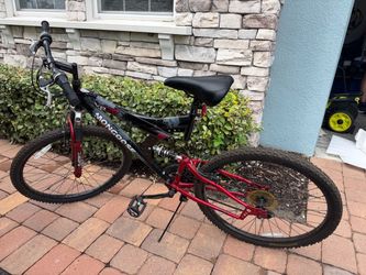 Mongoose Men’s Bike