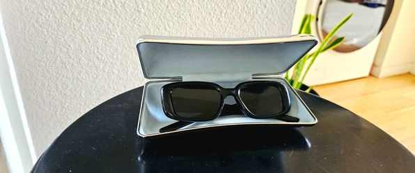 Authentic Gentle Monster Antena-01 BOLD Collection Sunglasses w/ Chrome Case