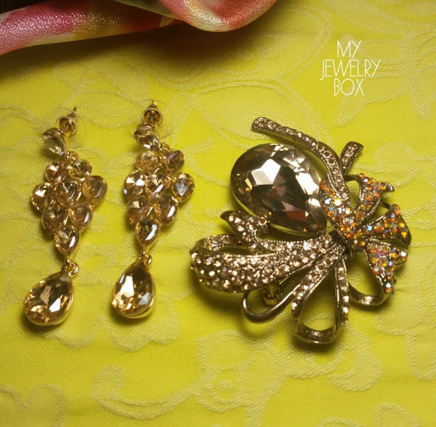 Jewelry New Earrings and Brooch set