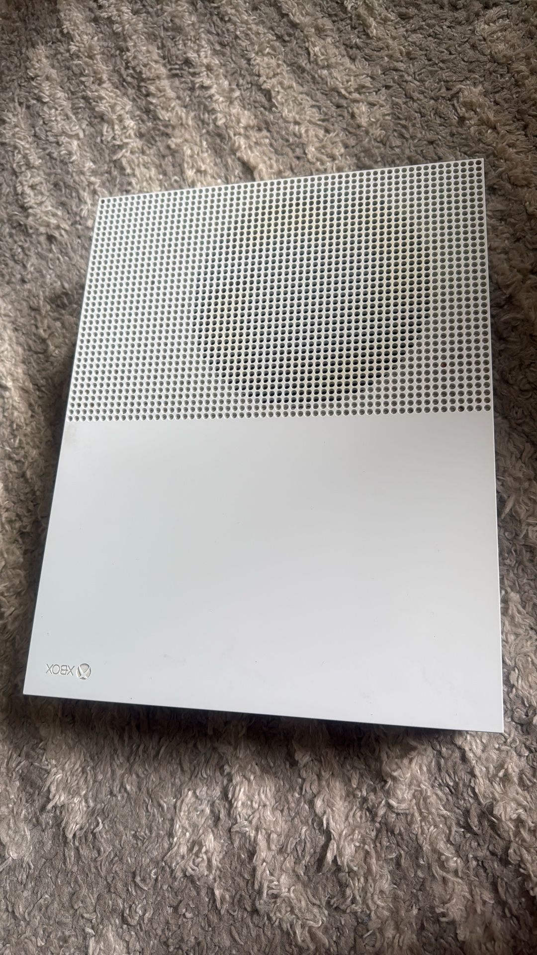 🕹️XBOX ONE S CONSOLE +4 games- $90- Works Great! 🔥