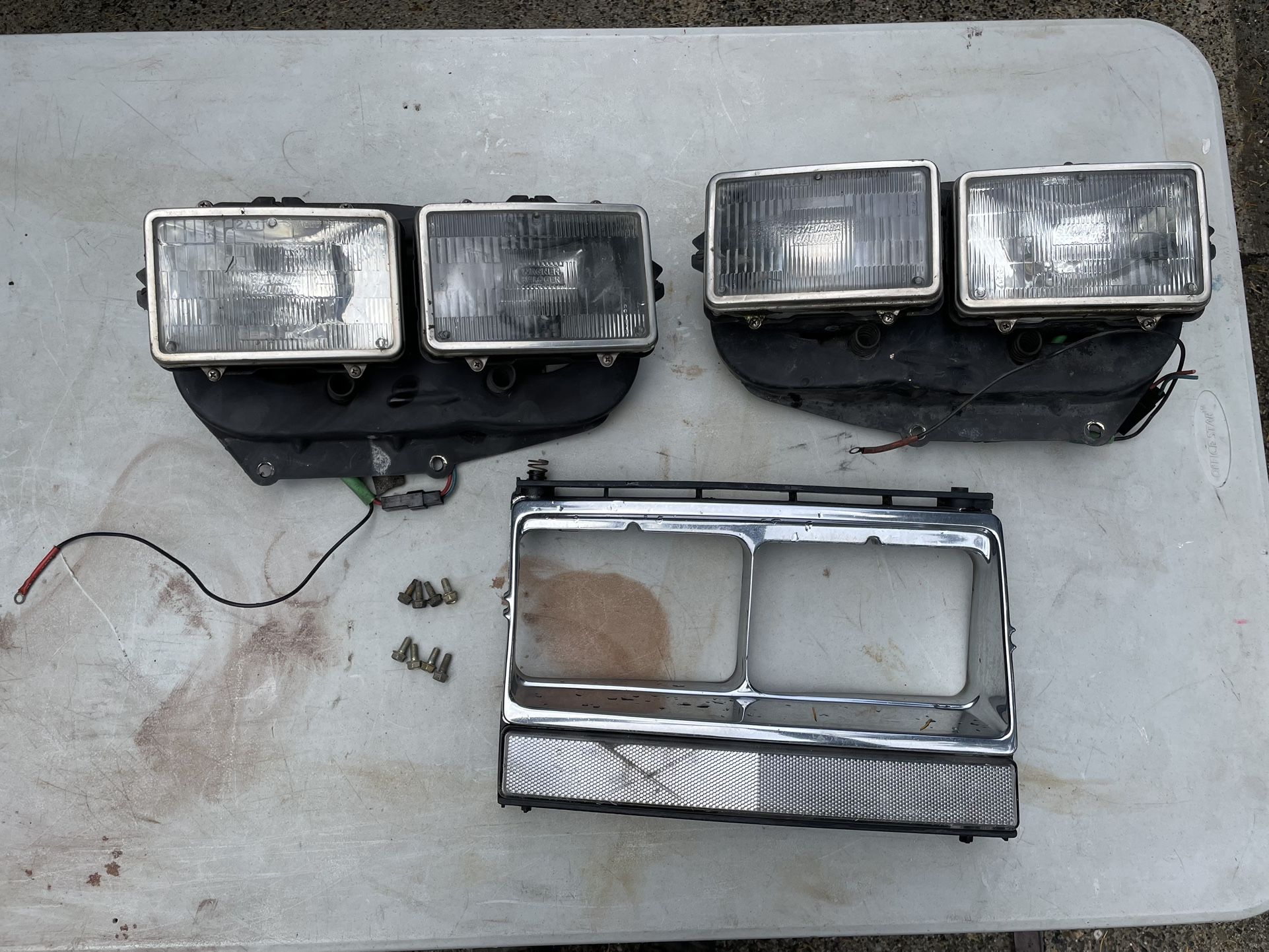 Volvo 240 Headlights