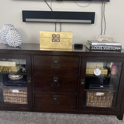 TV Stand 