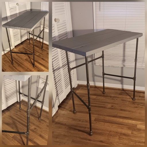Standing desk. Made out of solid wood and pipes CUSTOM MADE measurements (40x22 an