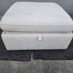 Storage Ottoman  OFF WHITE/ IVORY 
