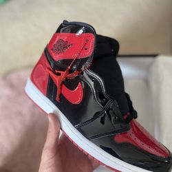Nike Air Jordan Retro 1 High OG Patent Bred Size 10.5