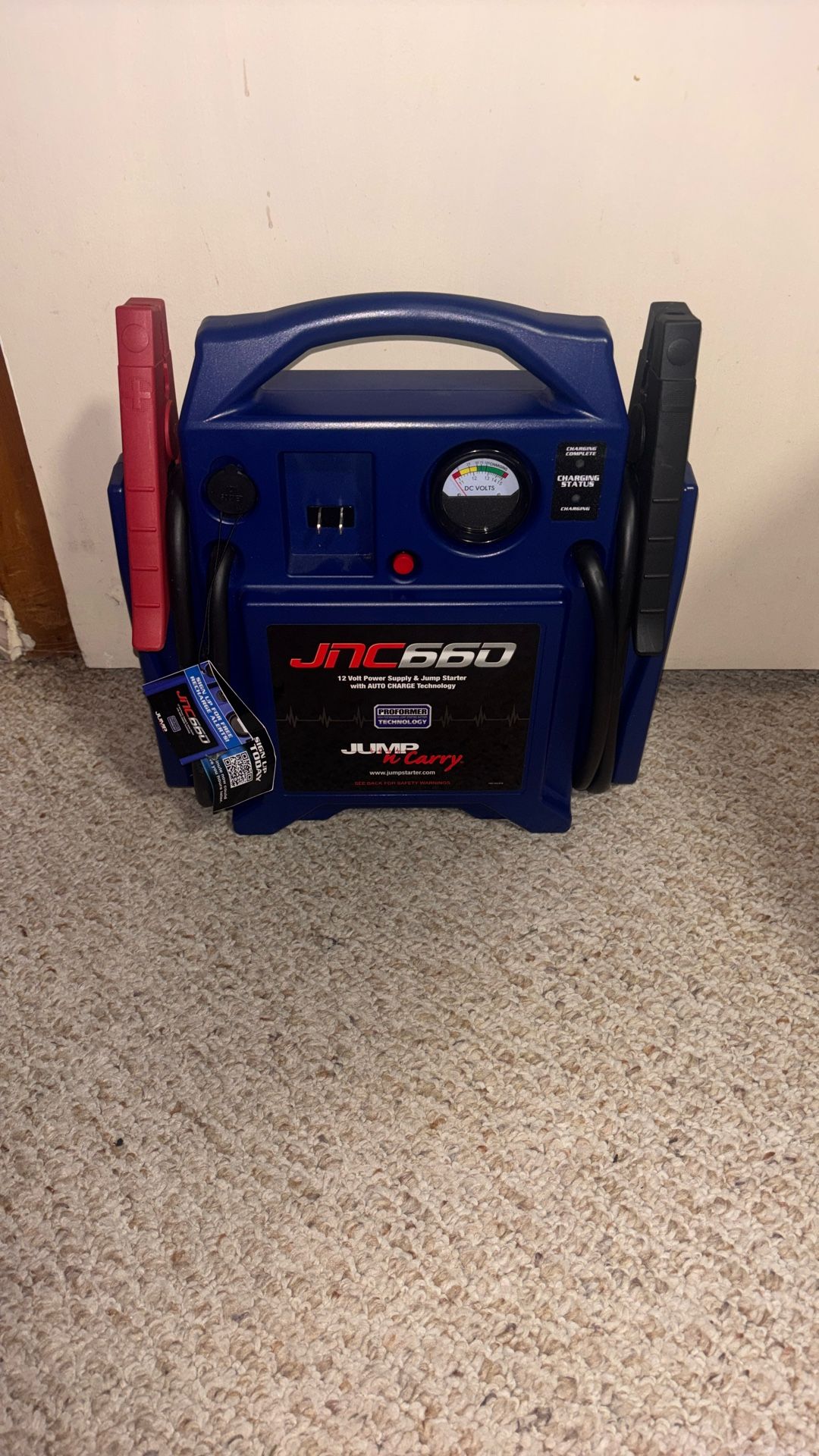 Clore Automotive JNC660 Jump-N-CarryPeak Amp 12 Volt Jump Starter