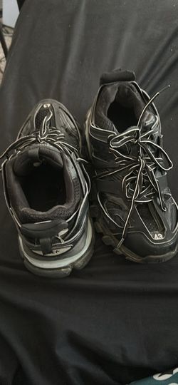 Balenciaga track