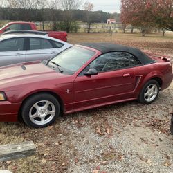 2004 Ford Mustang