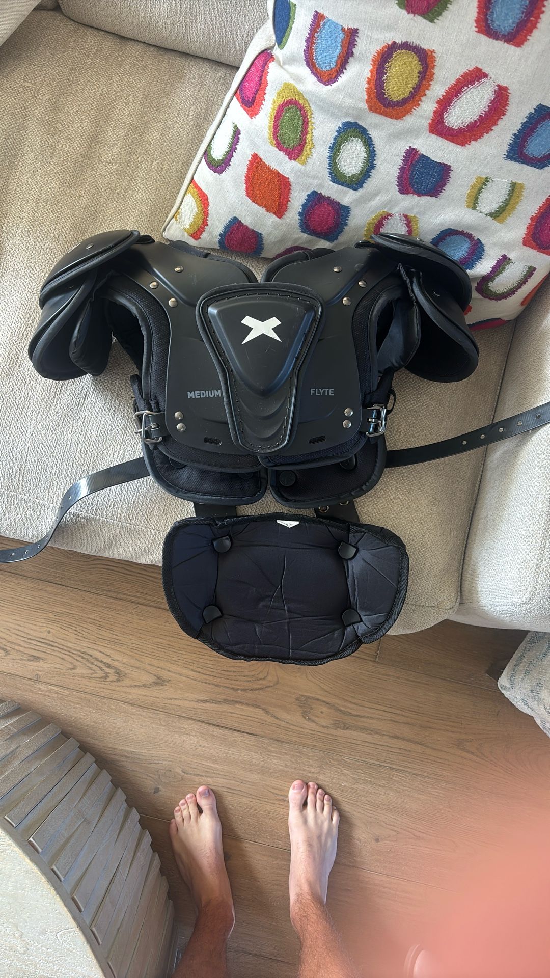 Xenith Shoulder Pads Flyte Pads W Back Plate