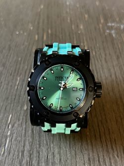 Invictas Reserve 35024 GMT Watch