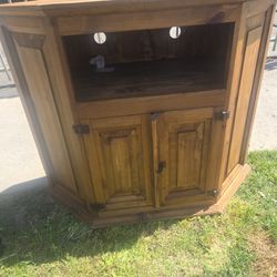 Wooden Tv Stand 