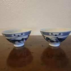 Oriental Asian Ceramic Rice Bowl Blue Dragon Hand Painted Collectible. No Cracks Or Chips, Excellent Condition