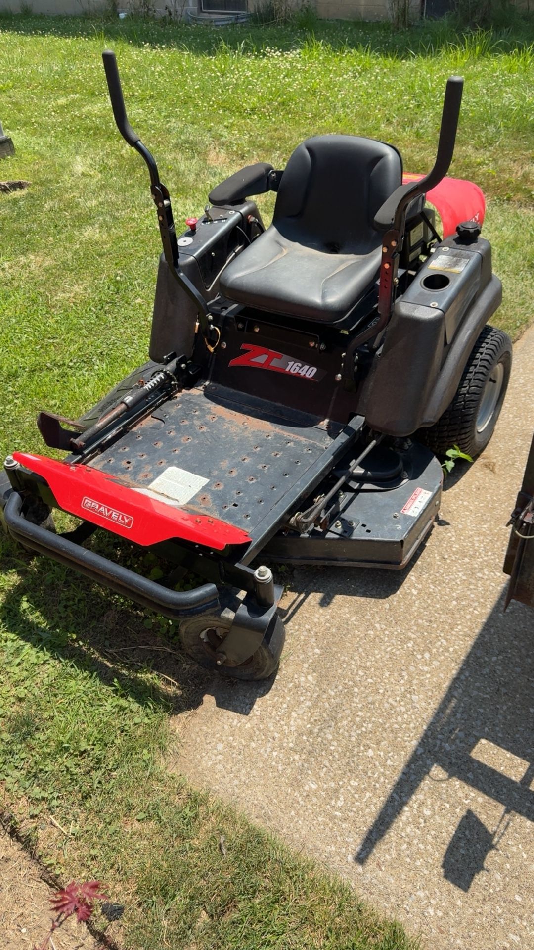 Gravely Zero Turn *NO WIRE HARNESS*