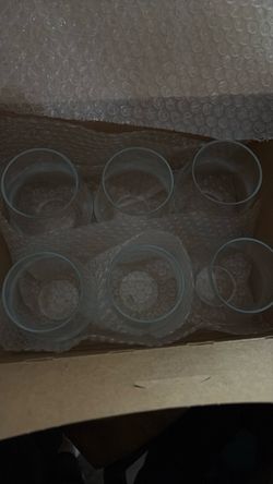 Stemless wine glasses