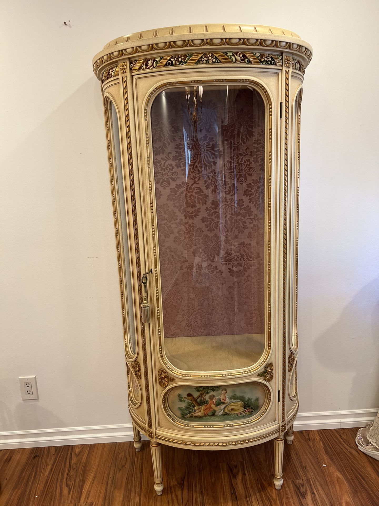 Italian curio Cabinet