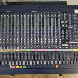 Yamaha MG24/14FX 24-Channel Mixing Console with Dual Effects – Pro-Level Sound, Legendary Yamaha Quality! $299 OBO