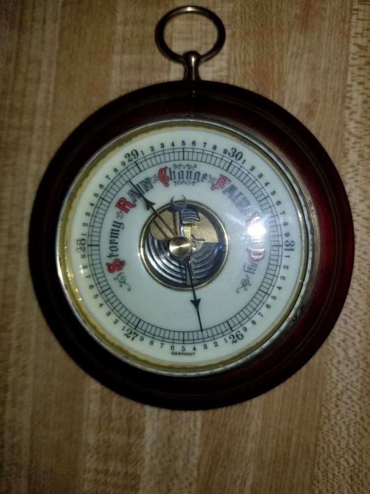 German Wall Barometer Stormey/Rain/Change/Fair/Very Dry