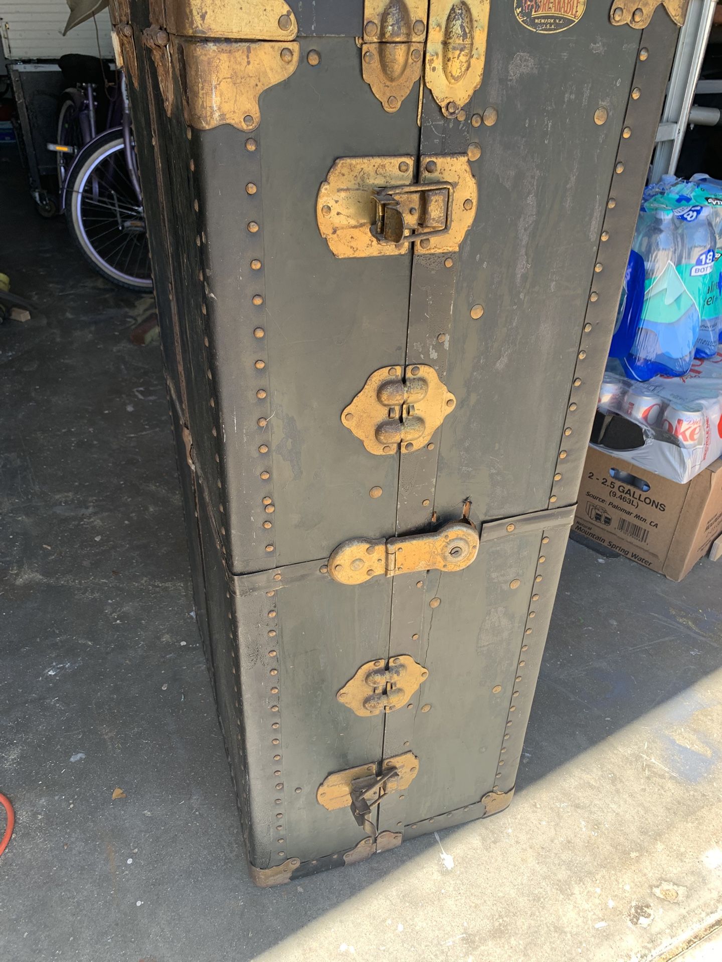 1920 Travel trunk
