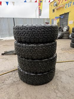 4 Tires Lt 245 65 R17 