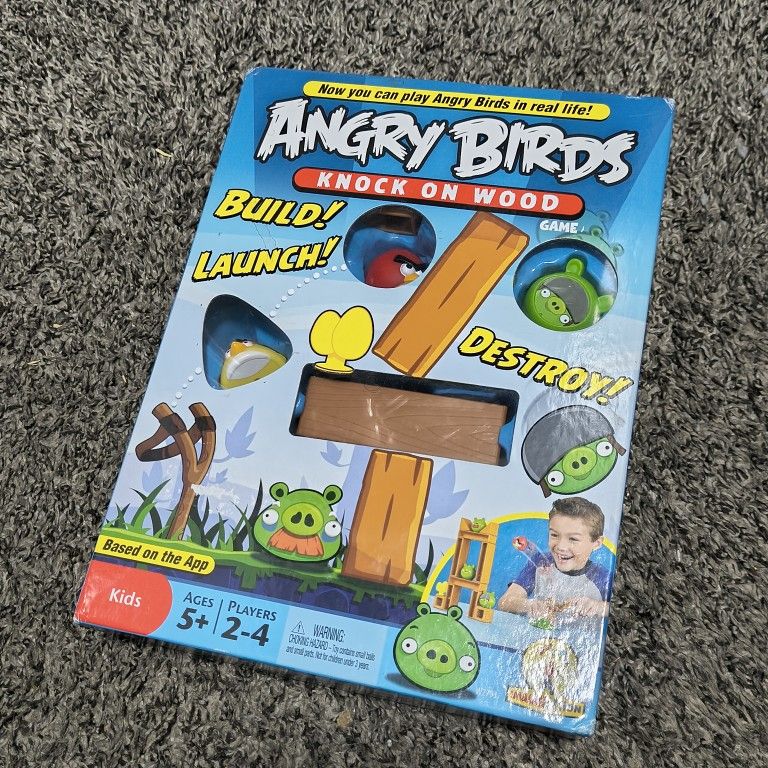 Angry Birds Knock on Wood Game 