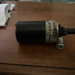   Starter for a Kawasaki small engine 20 1763    710