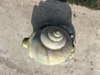FREE Concrete Garden Snail