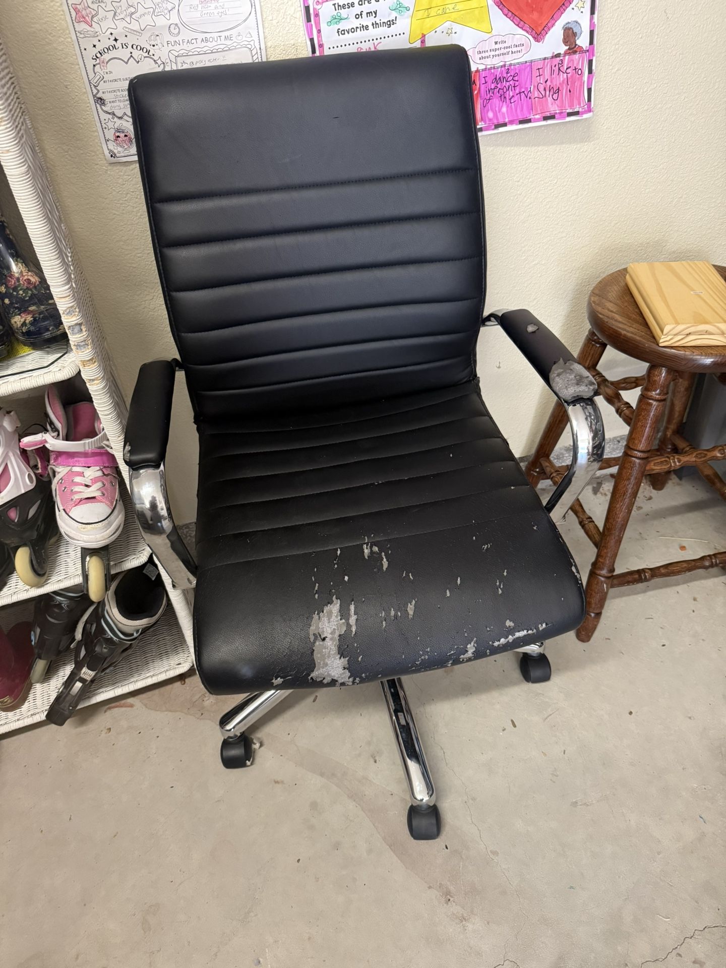 Rolling Computer Chair