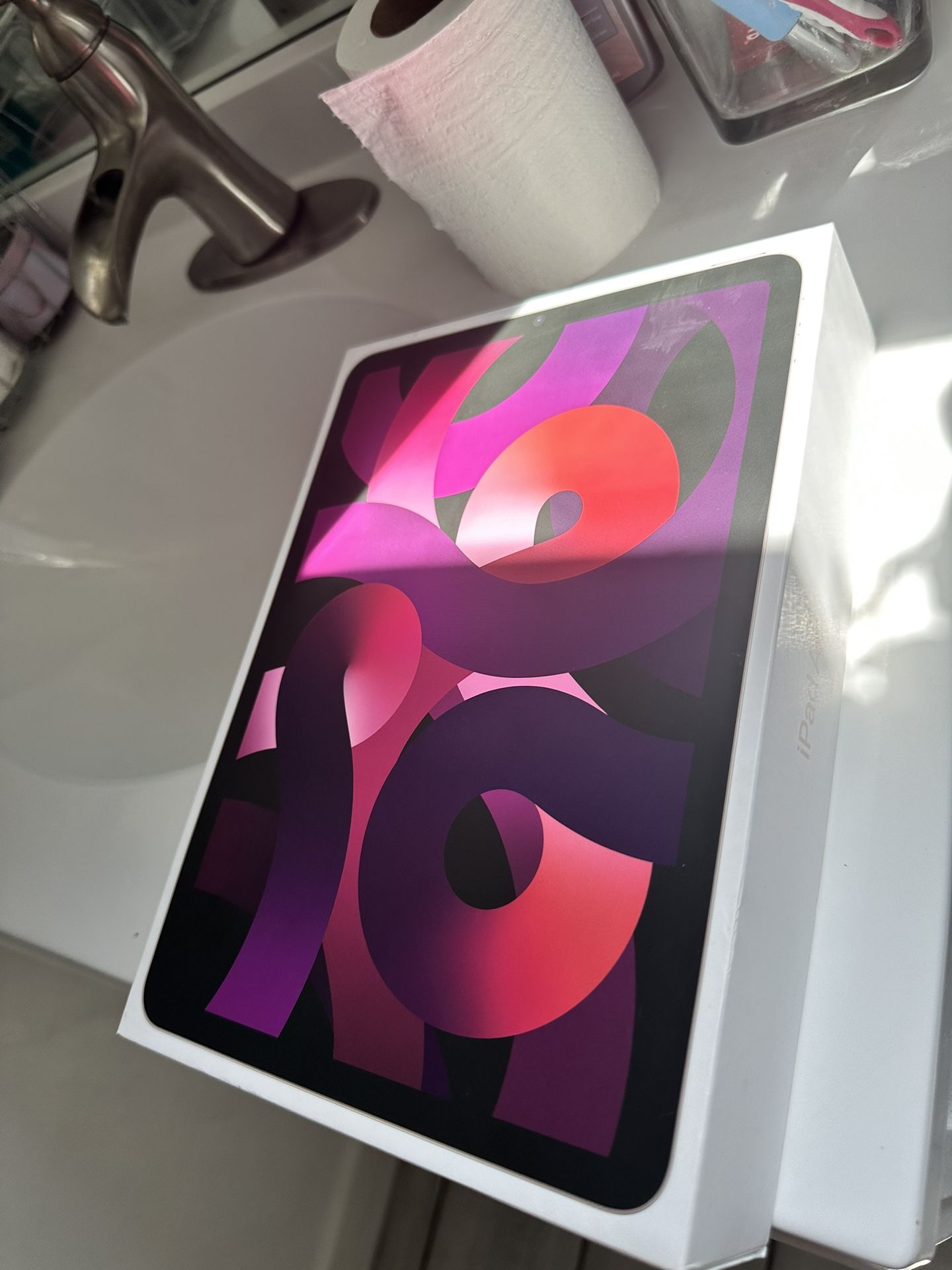 iPad Air 5th Generation Unlocked Cell Data 64 Gb