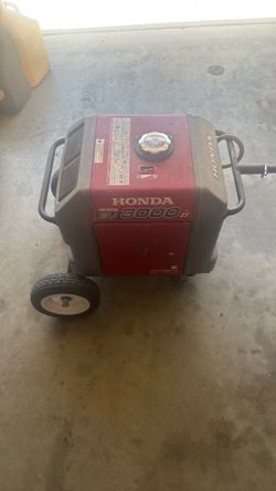 Honda eu 3000 Is