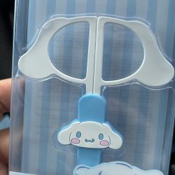 Cinamonroll Beauty Scissors Eyebrow 