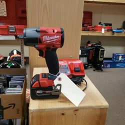 Milwaukee M18 1/2" Impact Wrench Mid Torque Kit 2962-20