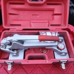 cleaner puller Crain Carpet cleaner