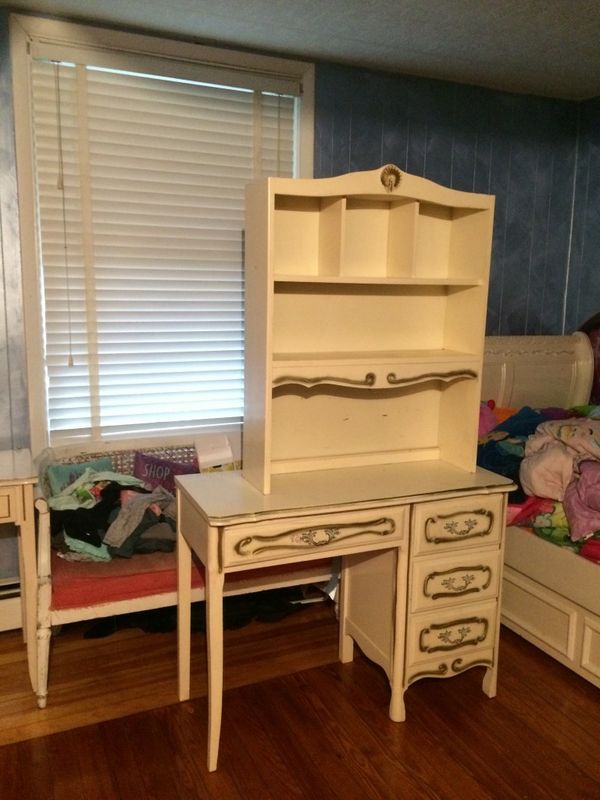 Antique French Provincial Desk With Hutch For In Johnston Ri Antique French Provincial Desk With Hutch For In Johnston Ri Offerup