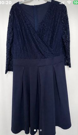 Women’s Navy Blue Lace Dress – Size XL