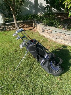Very Gd. Cond. 14 Complete Golf Club Set W/ Bag