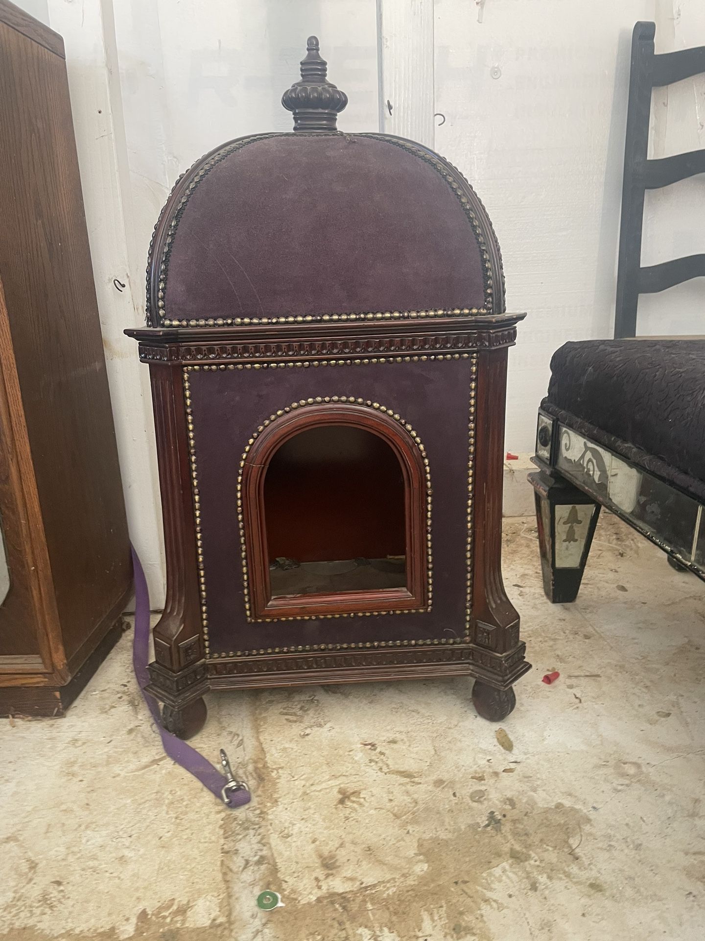 Cat house