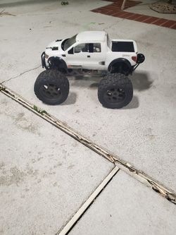 Gas R/C Savage X