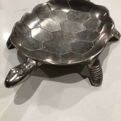 Silver Metal Turtle catch all tray, desk organizer, 13" Length, 9" Width.