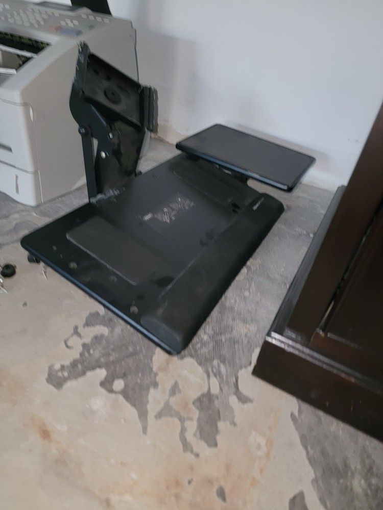 Keyboard/mouse Underdesk Mount