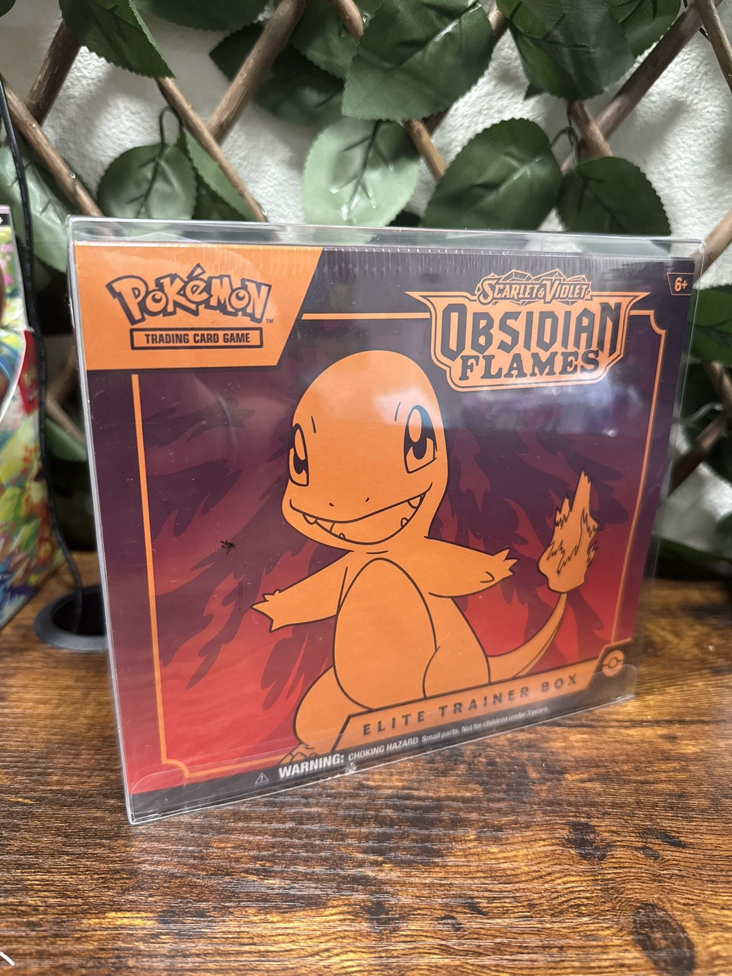 Pokémon TCG: Scarlet & Violet Obsidian Flames Elite Trainer Box