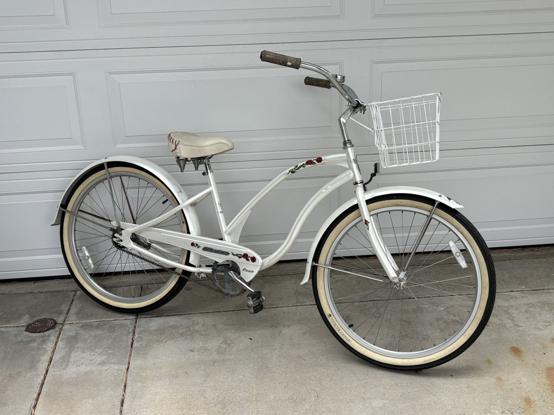 Super Cute Electra Rosie Beach Cruiser Bike