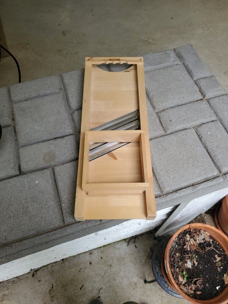 Weston Manual Slicer